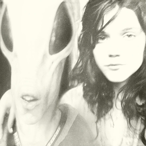 Soko - I thought I was an alien